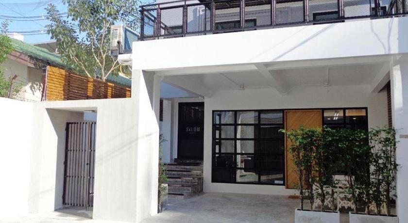Silom Studios Bangkok Extérieur photo